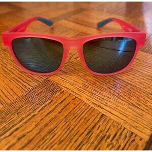 GOODR BIG PINK FLAMINGO SUNGLASSES